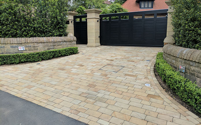 Tumbled Yorkshire Stone Setts 150mm Yorkstone